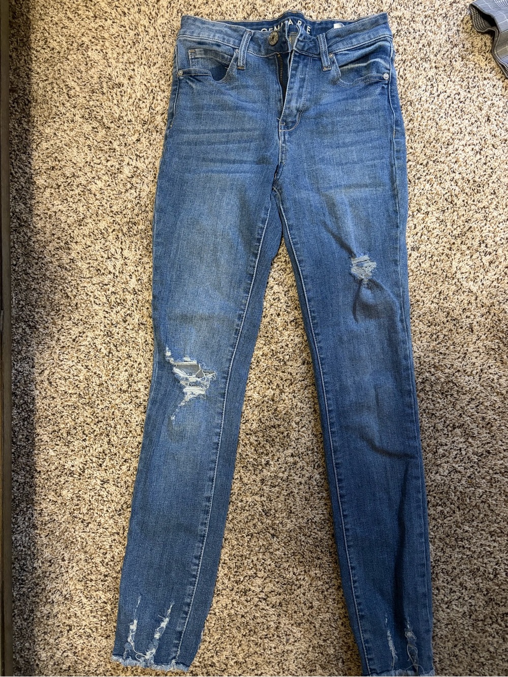 High-Rise Distressed Skinny Jeans in Medium Blue